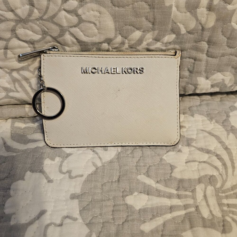 Michael Kors White Saffiano Leather Zip Card Case Keyring
